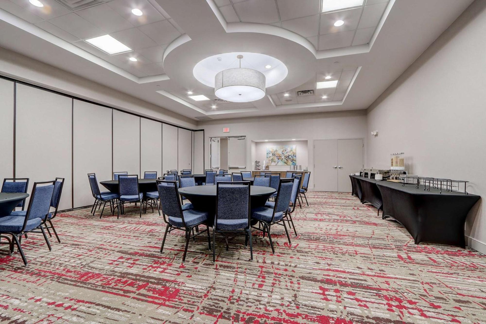 Hilton Garden Inn Indianapolis Northwest Экстерьер фото