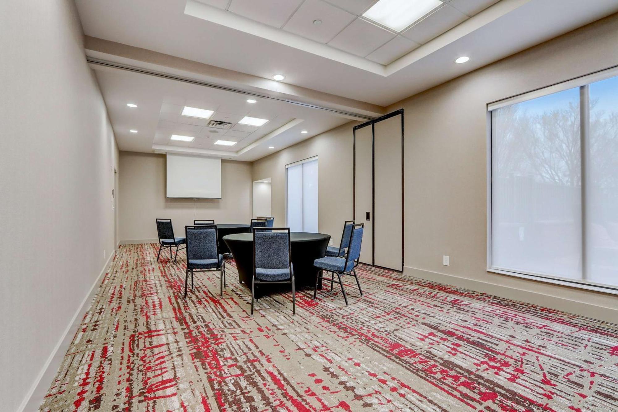 Hilton Garden Inn Indianapolis Northwest Экстерьер фото