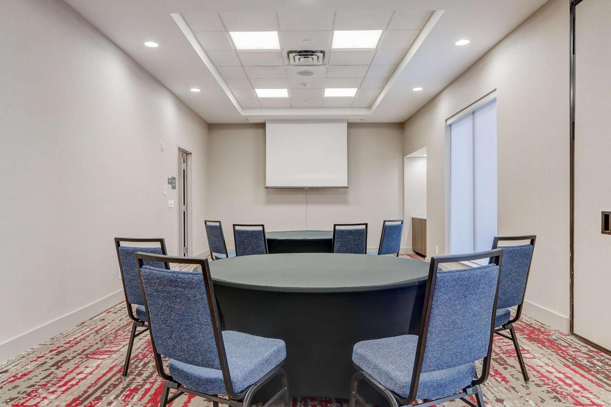 Hilton Garden Inn Indianapolis Northwest Экстерьер фото