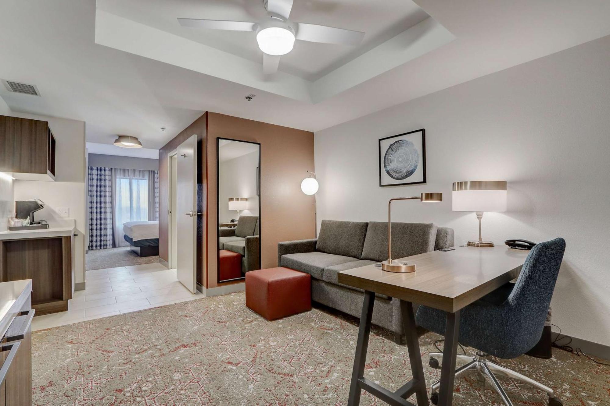 Hilton Garden Inn Indianapolis Northwest Экстерьер фото