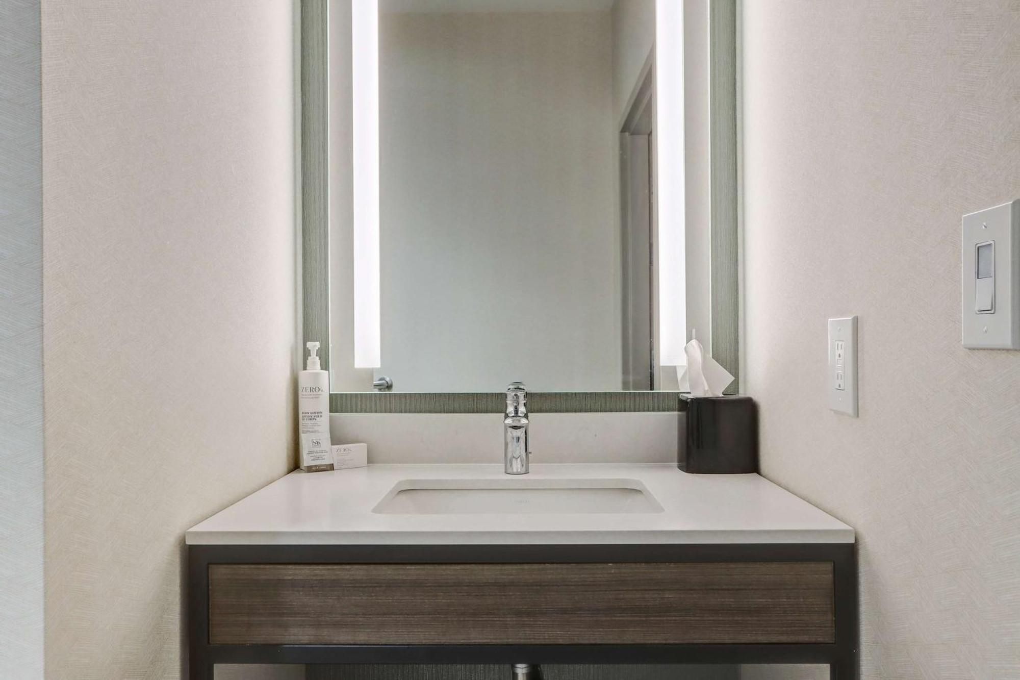 Hilton Garden Inn Indianapolis Northwest Экстерьер фото