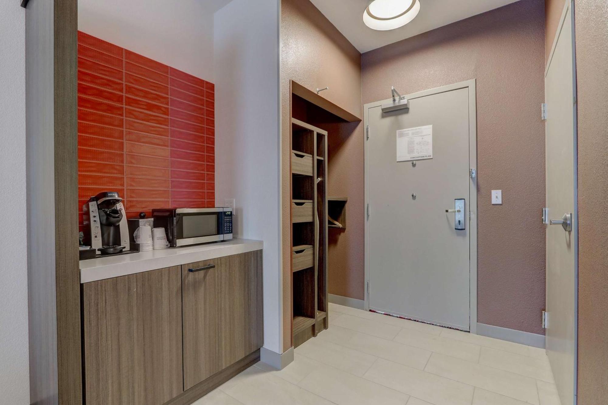 Hilton Garden Inn Indianapolis Northwest Экстерьер фото