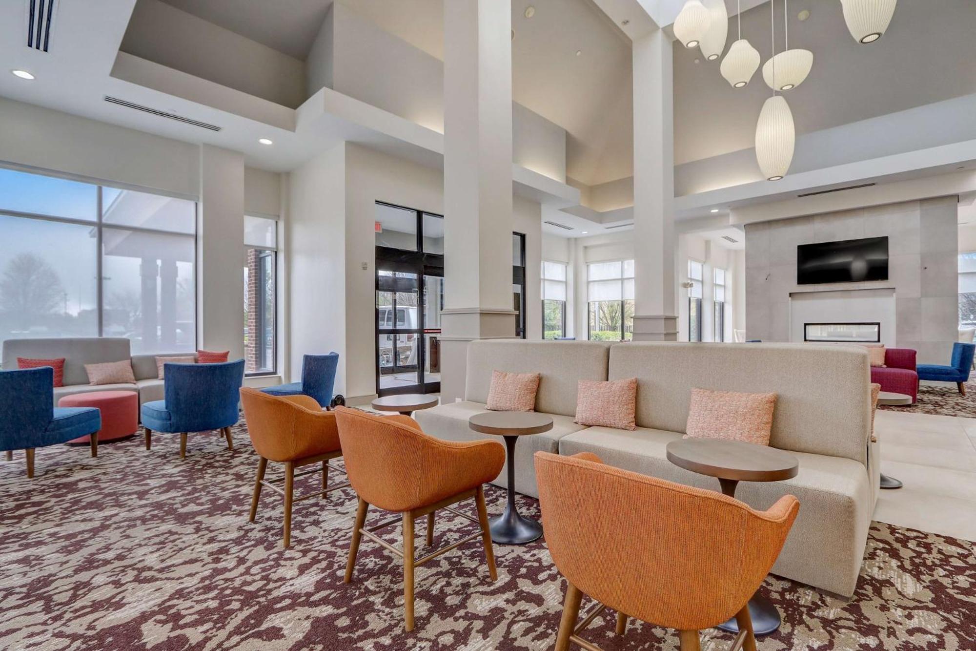 Hilton Garden Inn Indianapolis Northwest Экстерьер фото